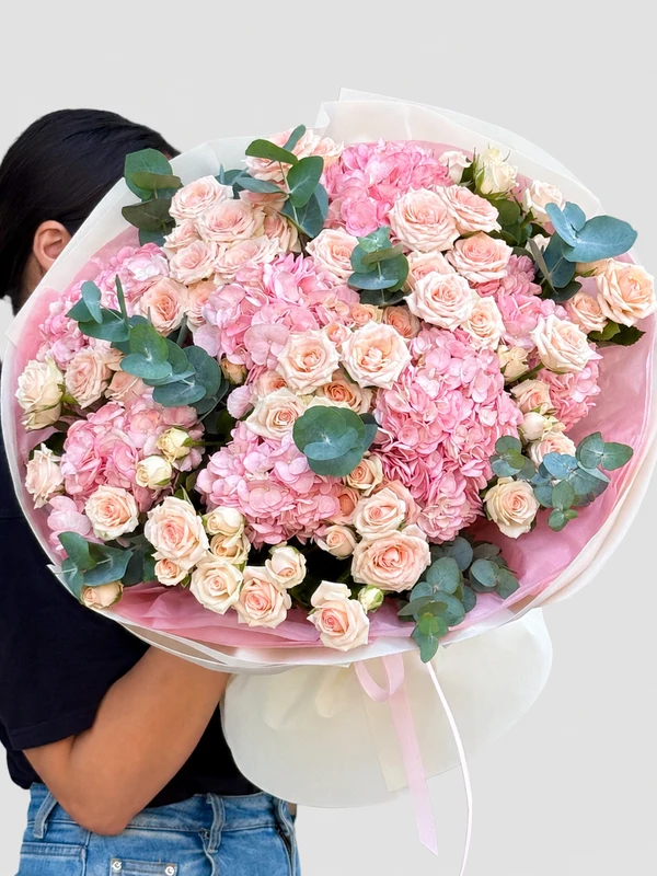 Букет "Rose Cloud"